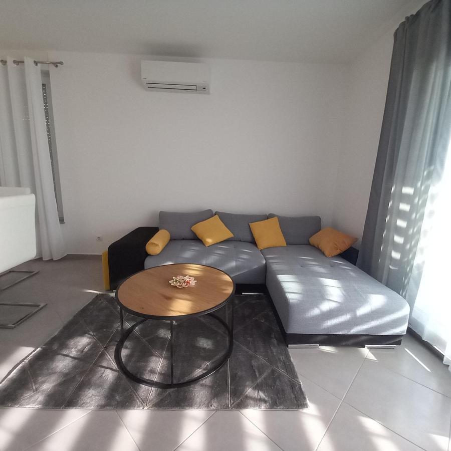 Апартаменти Apartman Nehaj Сень Екстер'єр фото